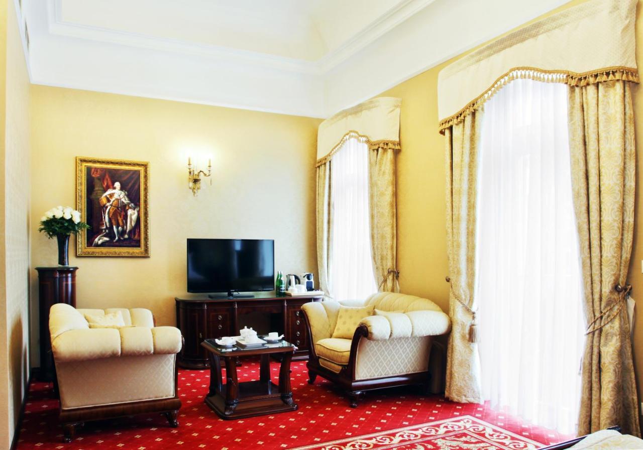 Palac Zelechow Spa & Wellness Exteriör bild