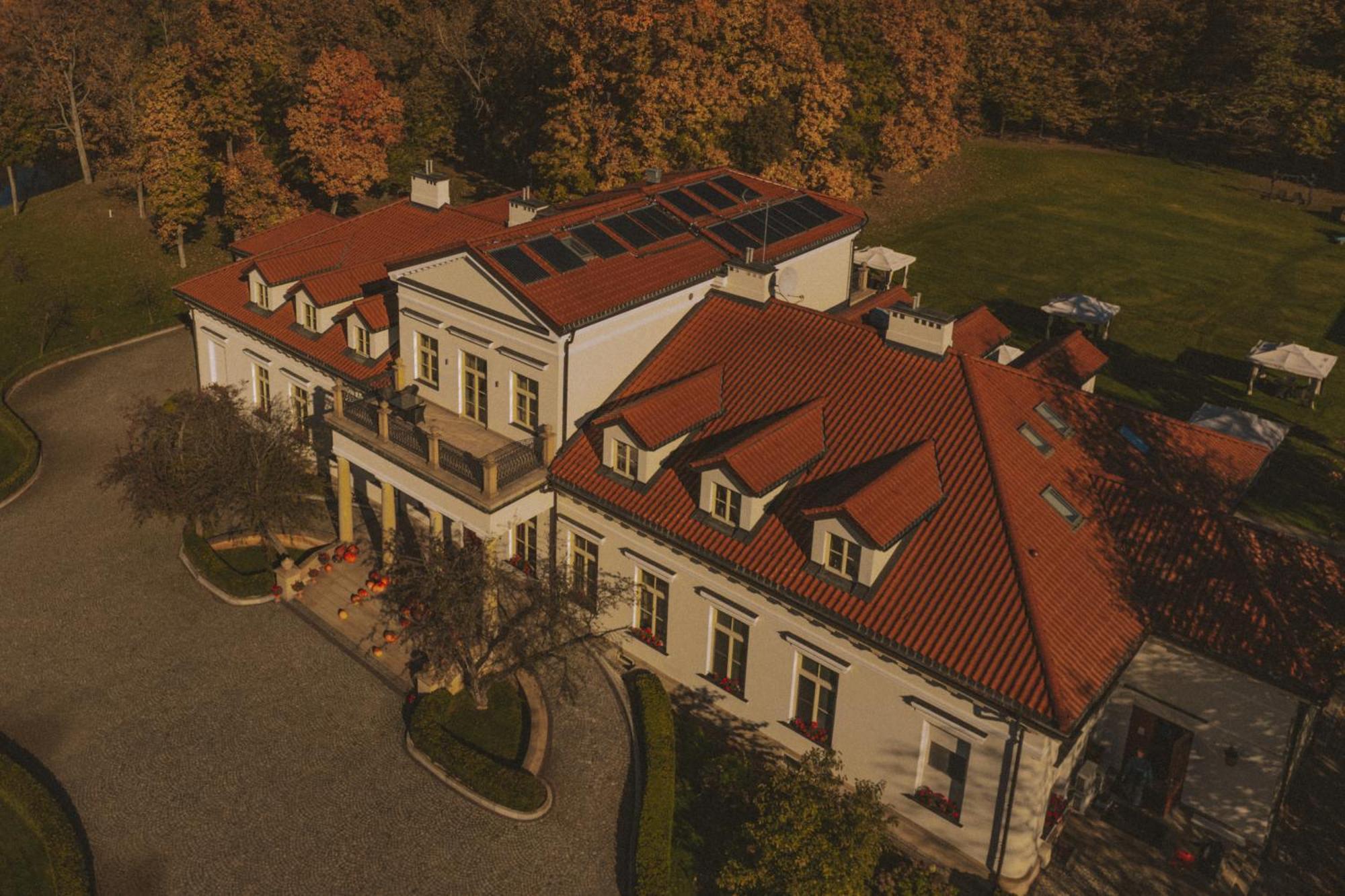 Palac Zelechow Spa & Wellness Exteriör bild