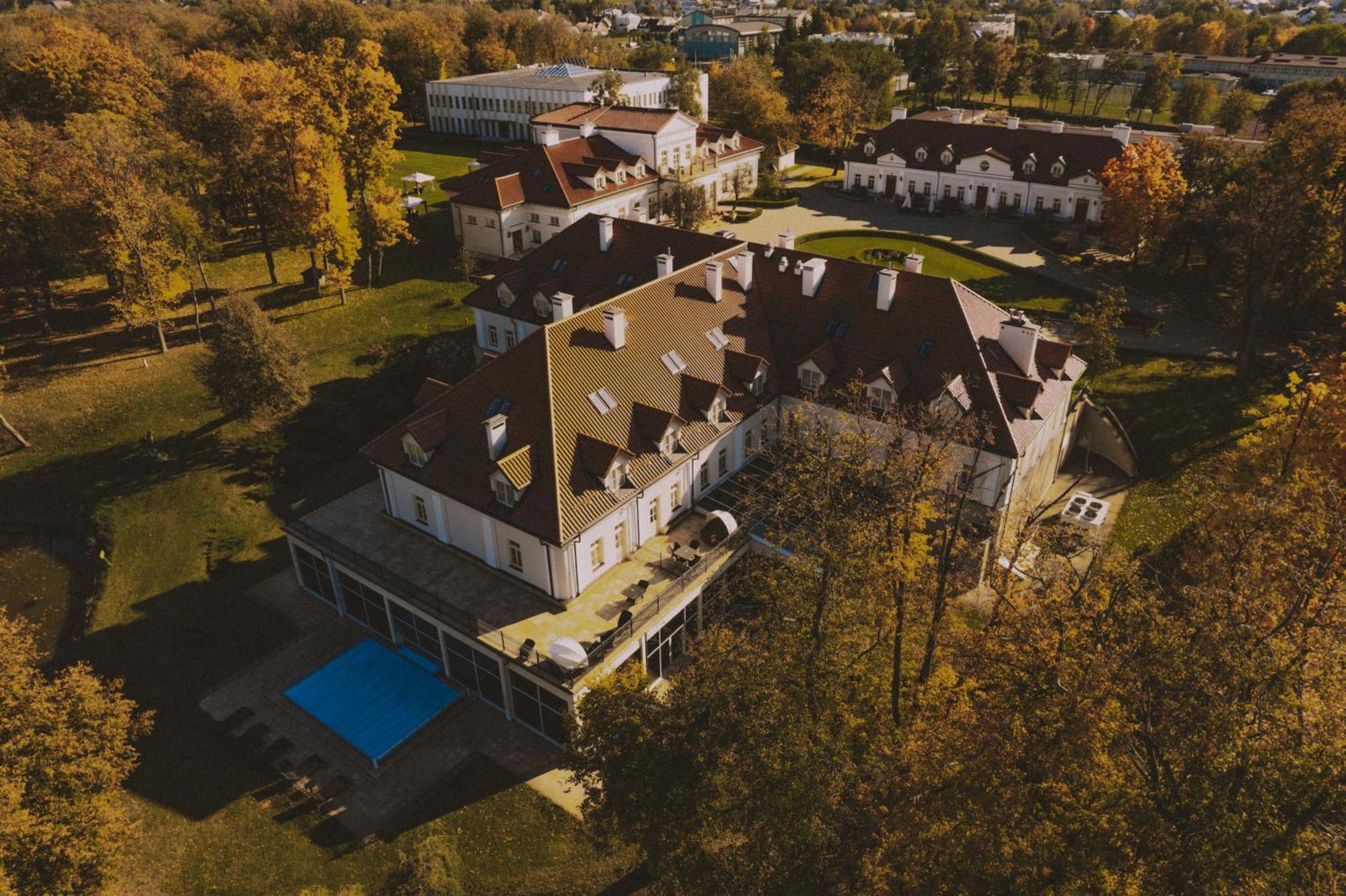 Palac Zelechow Spa & Wellness Exteriör bild