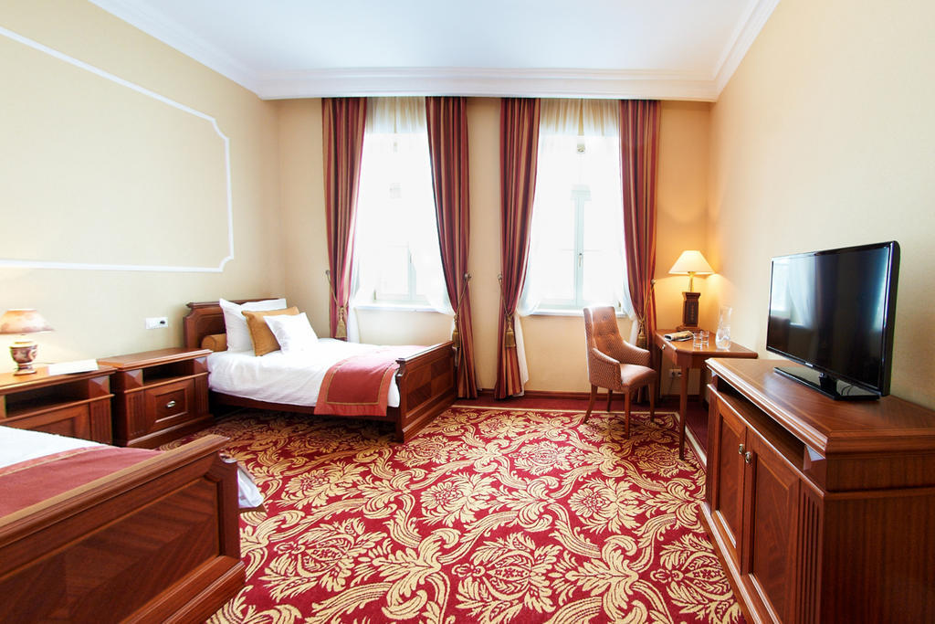 Palac Zelechow Spa & Wellness Exteriör bild